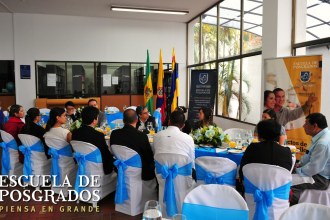 Desayuno en la Escuela de Posgrados