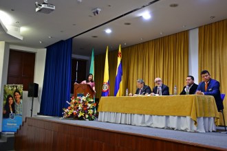  Francisco Javier Ansuátegui en la Uniautónoma del Cauca